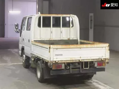 Mazda TITAN  с аукциона в Японии