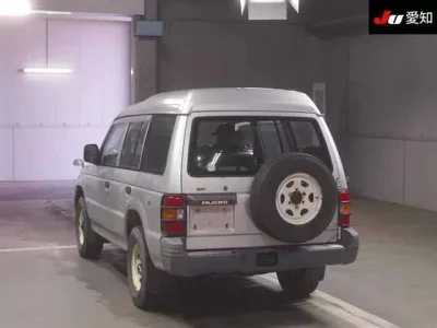 Mitsubishi PAJERO  с аукциона в Японии