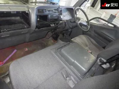 Mitsubishi CANTER  с аукциона в Японии