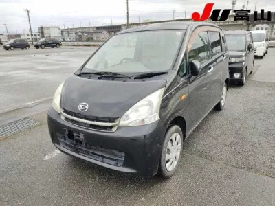 Daihatsu MOVE  с аукциона в Японии