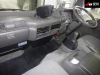 Isuzu ELF лот № 7049 оценка 3.5  с аукциона в Японии 2