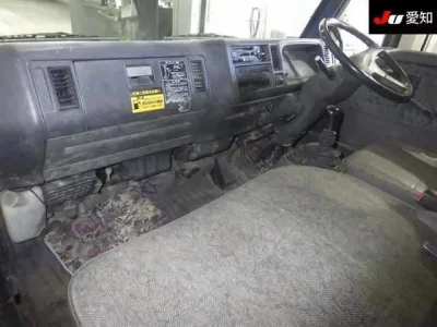 Mazda TITAN  с аукциона в Японии