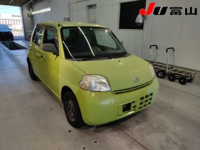 Daihatsu Esse