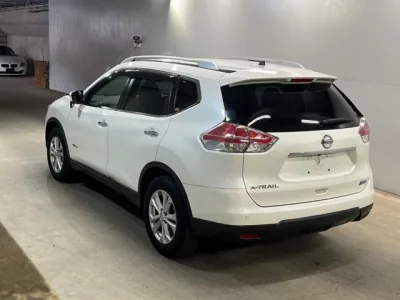 Nissan X-TRAIL  с аукциона в Японии