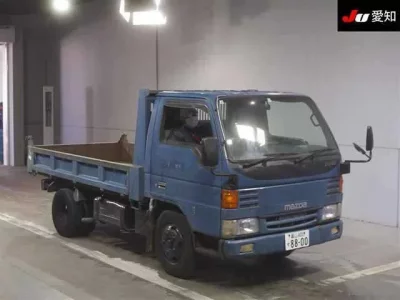 Mazda TITAN  с аукциона в Японии