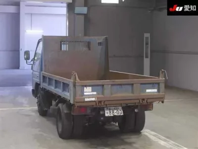 Mazda TITAN  с аукциона в Японии