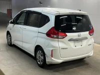 Honda FREED лот № 3080 оценка 4  с аукциона в Японии 1