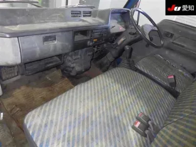 Mitsubishi CANTER  с аукциона в Японии