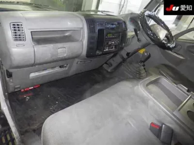 Hino DUTRO  с аукциона в Японии