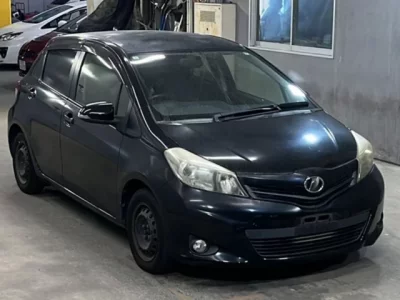 Toyota VITZ  с аукциона в Японии