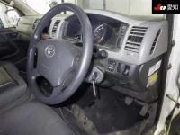 Toyota HIACE VAN лот № 7128 оценка R  с аукциона в Японии 4