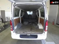 Toyota HIACE VAN лот № 7128 оценка R  с аукциона в Японии 3