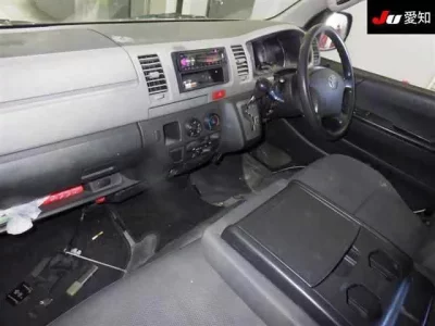 Toyota HIACE VAN  с аукциона в Японии