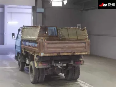 Mazda TITAN  с аукциона в Японии