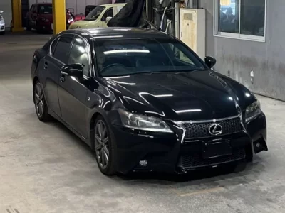 Lexus GS  с аукциона в Японии