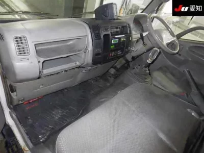 Hino DUTRO  с аукциона в Японии