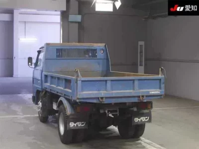 Mazda TITAN  с аукциона в Японии