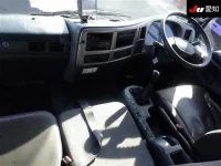 Nissan TRUCK лот № 8632 оценка 3.5  с аукциона в Японии 2