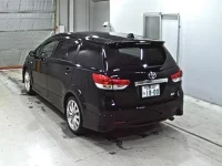 Toyota WISH лот № 9018 оценка 4  с аукциона в Японии 1