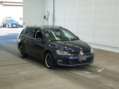 Volkswagen GOLF VARIANT
