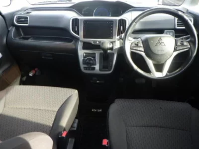 Mitsubishi DELICA D2