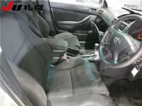 Toyota AVENSIS SEDAN лот № 44 оценка R  с аукциона в Японии 4