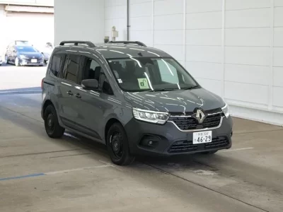 Renault KANGOO  с аукциона в Японии