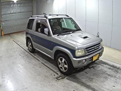 Mitsubishi PAJERO MINI