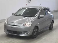 Mitsubishi MIRAGE лот № 80151 оценка 4  с аукциона в Японии 3