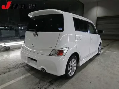 Toyota BB  с аукциона в Японии