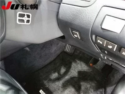 Lexus LS  с аукциона в Японии