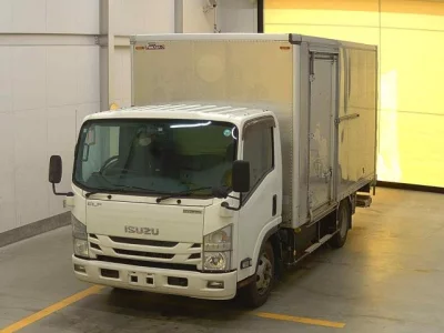 Isuzu ELF