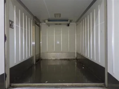 Toyota DYNA  с аукциона в Японии