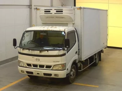Hino DUTRO  с аукциона в Японии