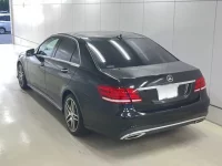 Mercedes-Benz E CLASS лот № 53 оценка 4  с аукциона в Японии 1