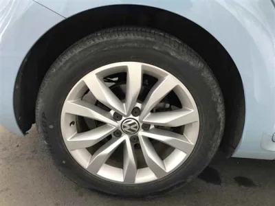 Volkswagen THE BEETLE