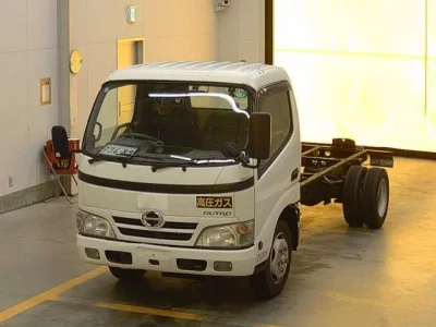 Hino DUTRO  с аукциона в Японии