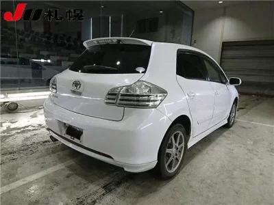 Toyota BLADE  с аукциона в Японии