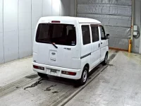 Daihatsu HIJET VAN лот № 9386 оценка 3.5  с аукциона в Японии 2