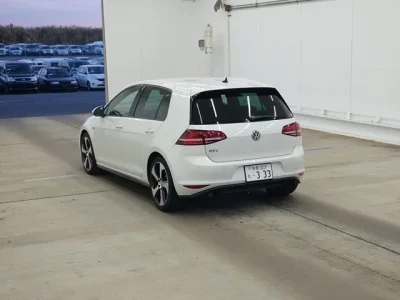 Volkswagen GOLF  с аукциона в Японии