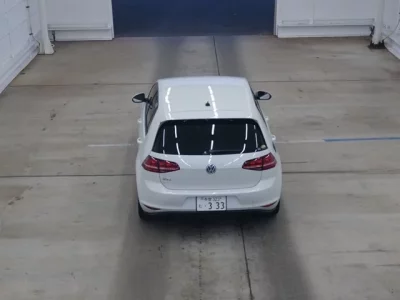 Volkswagen GOLF  с аукциона в Японии