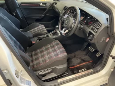 Volkswagen GOLF  с аукциона в Японии