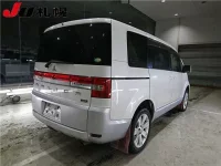 Mitsubishi DELICA D5 лот № 256 оценка R  с аукциона в Японии 1