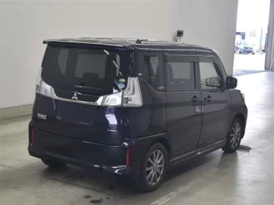 Mitsubishi DELICA D2