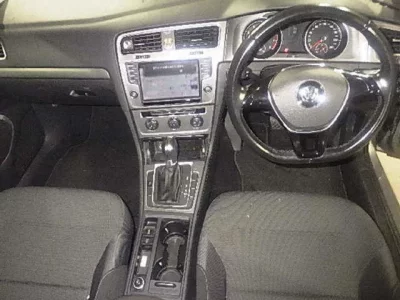 Volkswagen GOLF VARIANT