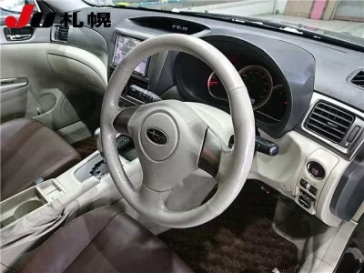 Subaru IMPREZA  с аукциона в Японии