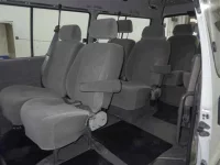 Toyota HIACE лот № 101 оценка R  с аукциона в Японии 6