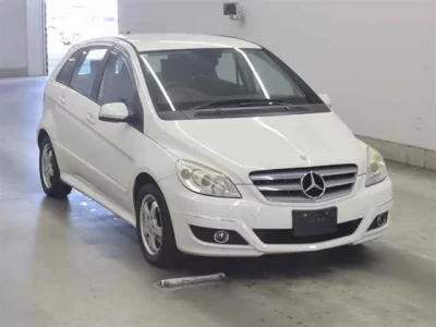 Mercedes-Benz B CLASS