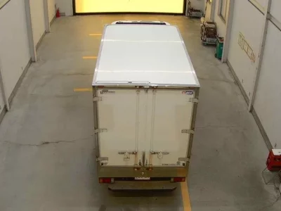 Isuzu ELF  с аукциона в Японии