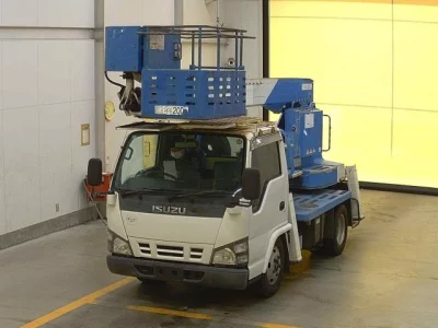 Isuzu ELF